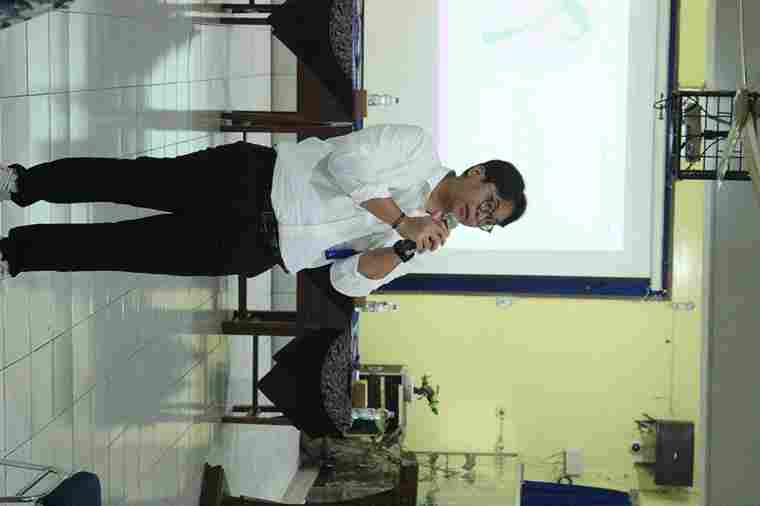 Pemaparan Mikrokontroler di SMA Kesatrian 1 Semarang 